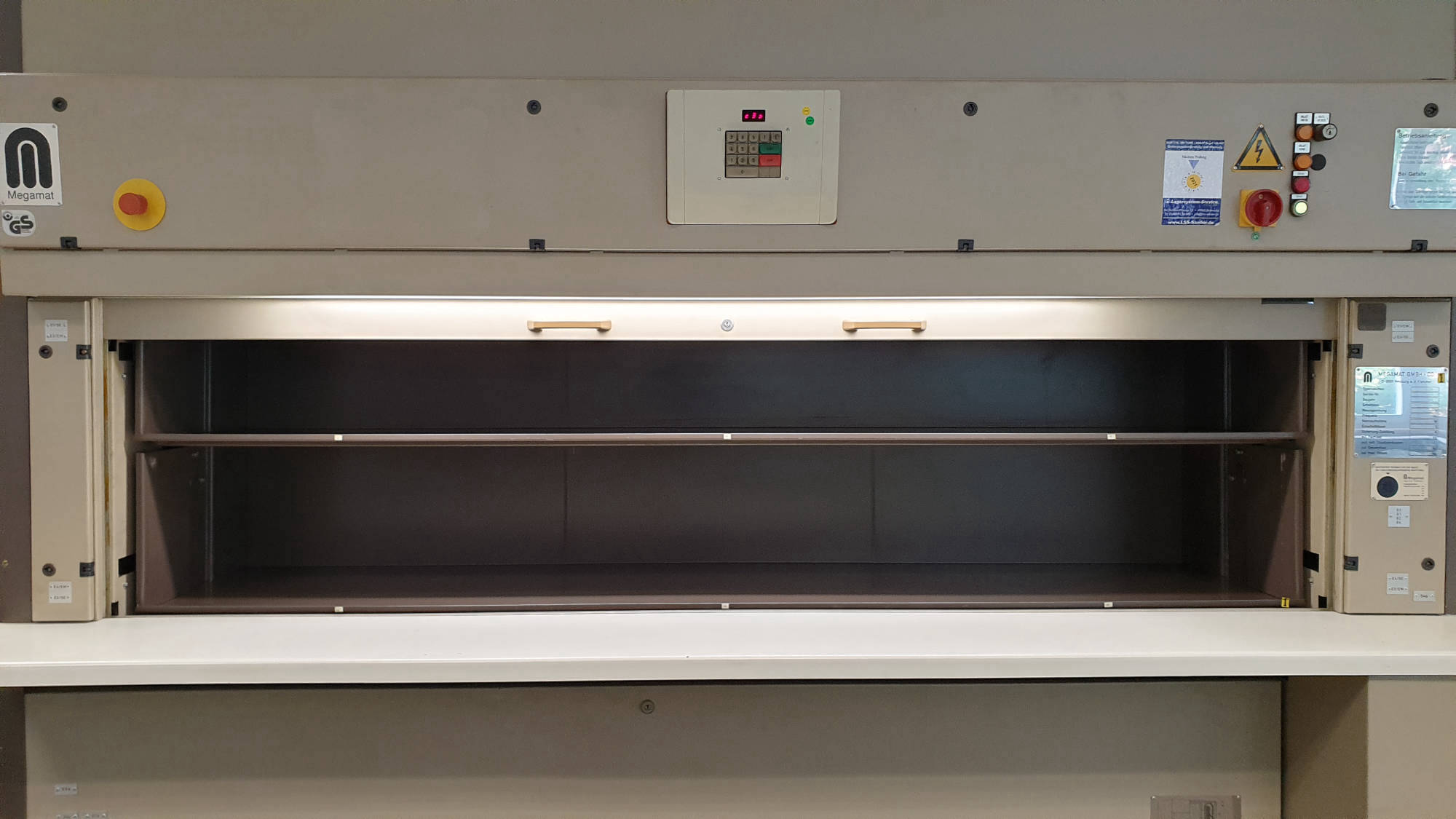 megamat-paternoster-umlaufregal-typ 130-325-14-4